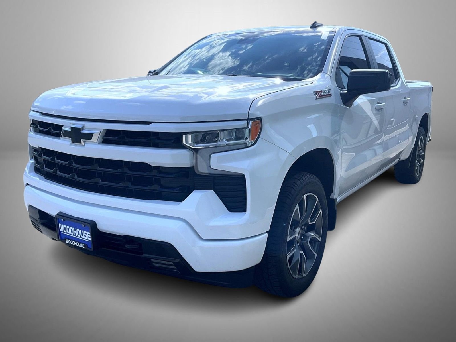 Used 2024 White Chevrolet RST image 1