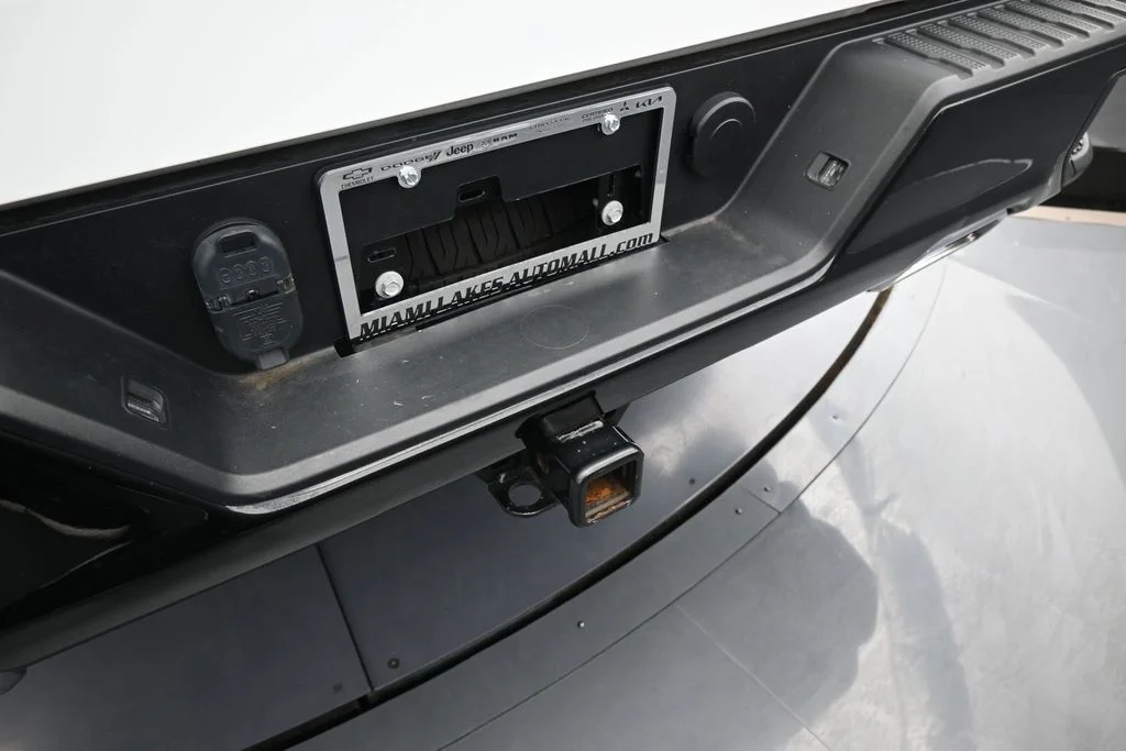 Used 2024 Summit White Chevrolet Custom Trail Boss image 43