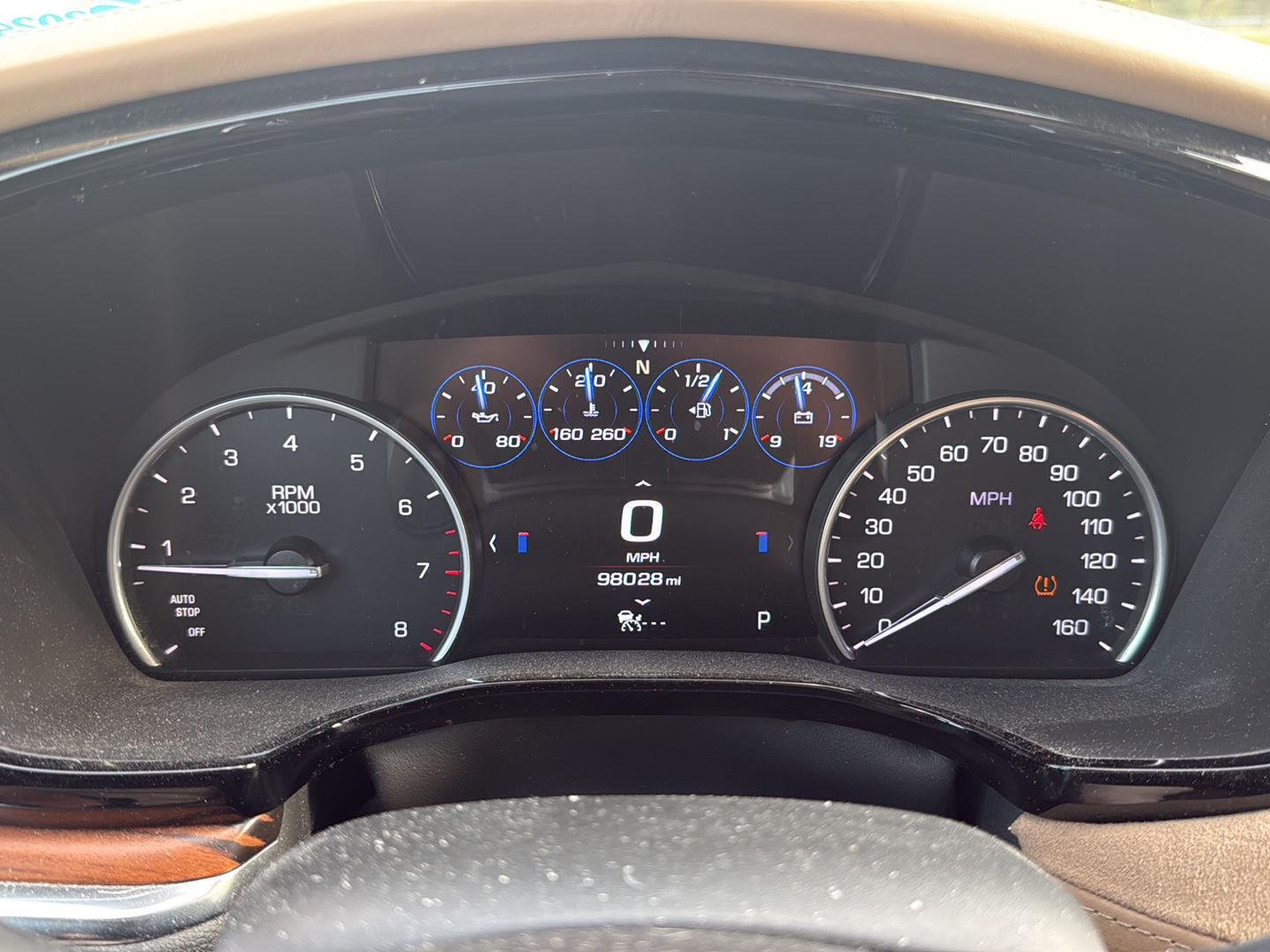 Used 2017 DARK GRANITE METALLIC Cadillac Platinum AWD image 10