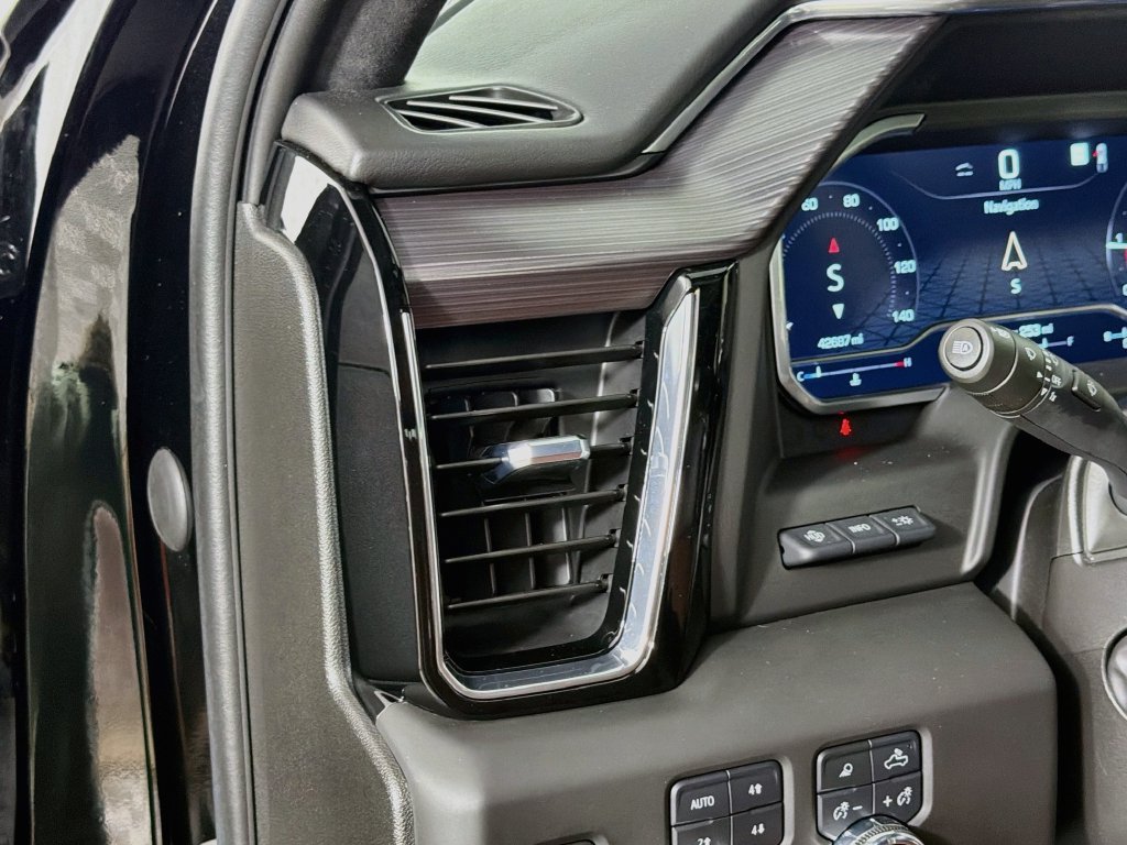 Used 2023 Black GMC Denali Ultimate image 10