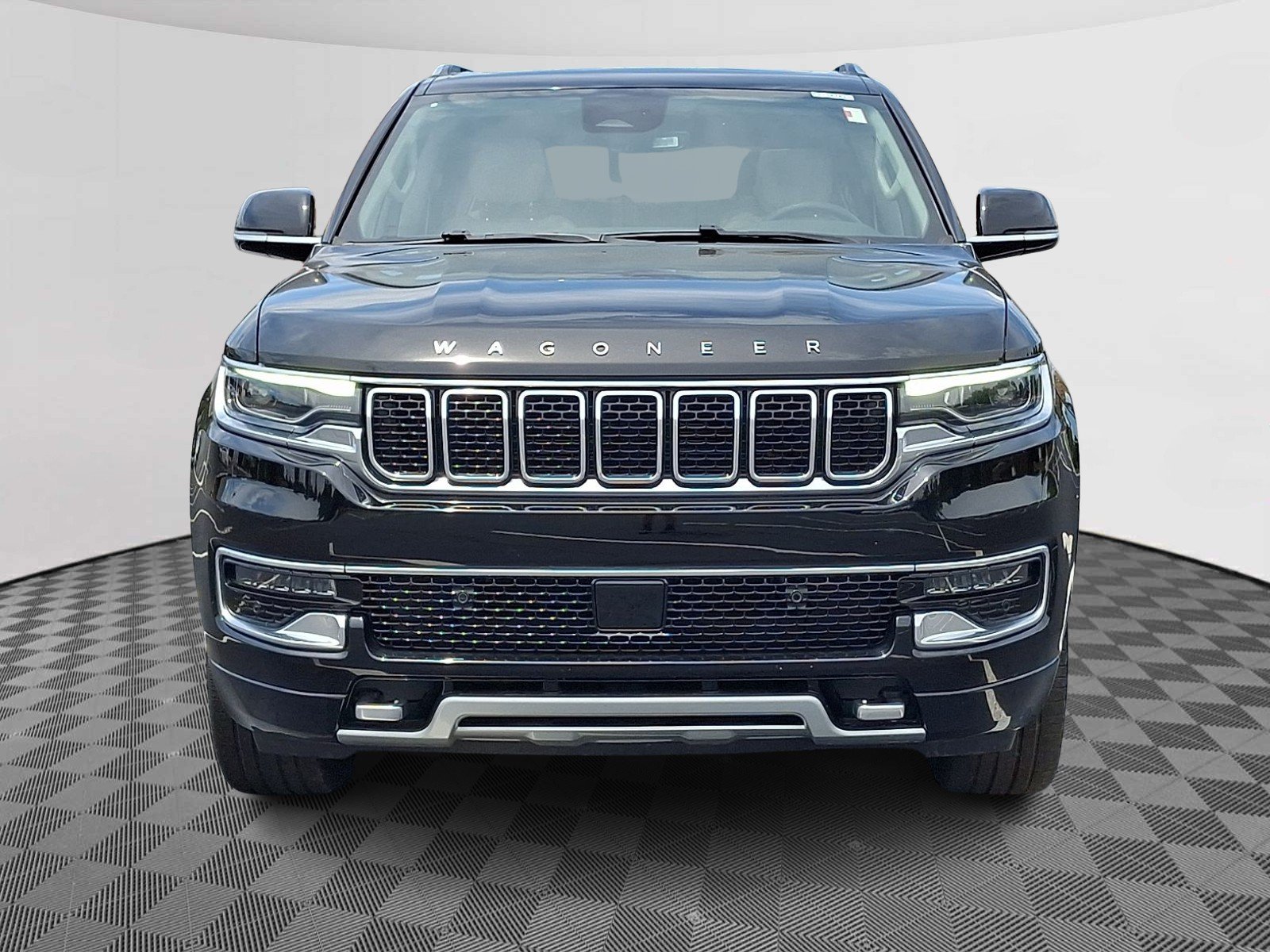 Used 2023 Diamond Black Crystal Pearlcoat - PXJ Jeep Series II 4x4 image 2
