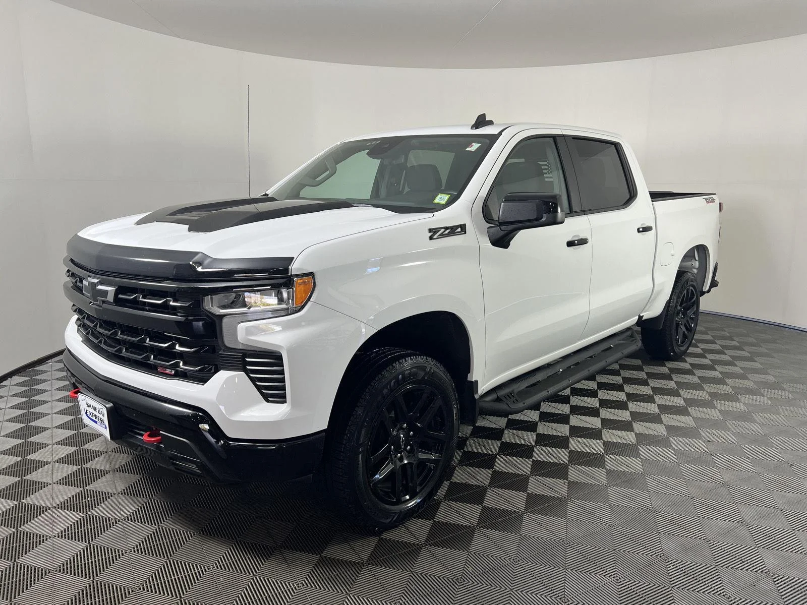 Used 2024 Summit White Chevrolet LT Trail Boss image 29