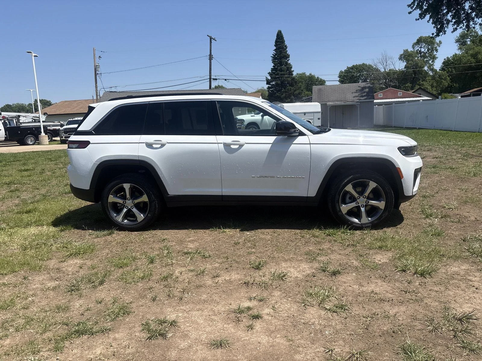 New 2026 Bright White Clearcoat Jeep Limited image 5