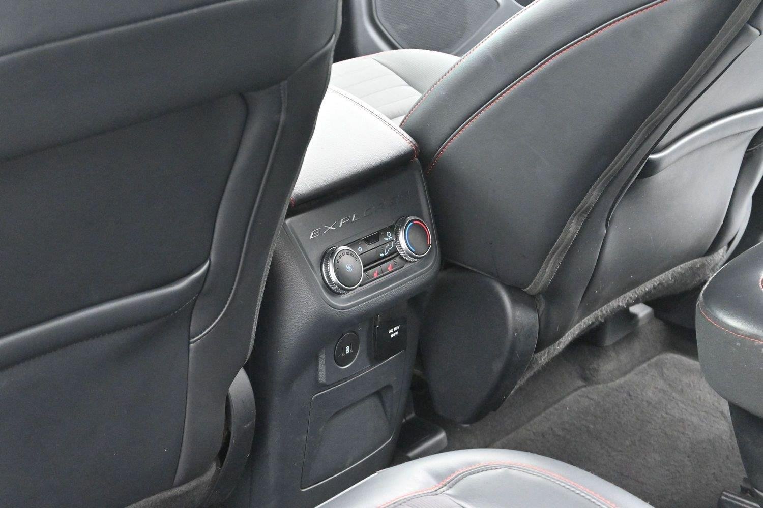 Used 2025 Carbonized Gray Ford ST-Line image 30