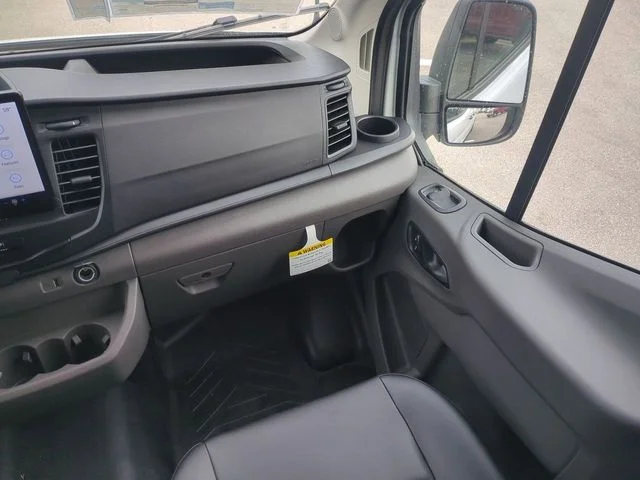 New 2026 Oxford White Ford Cargo Van image 17
