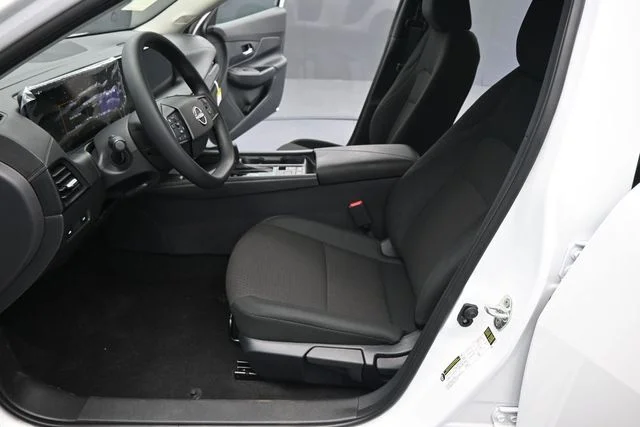 New 2027 White Nissan S image 28