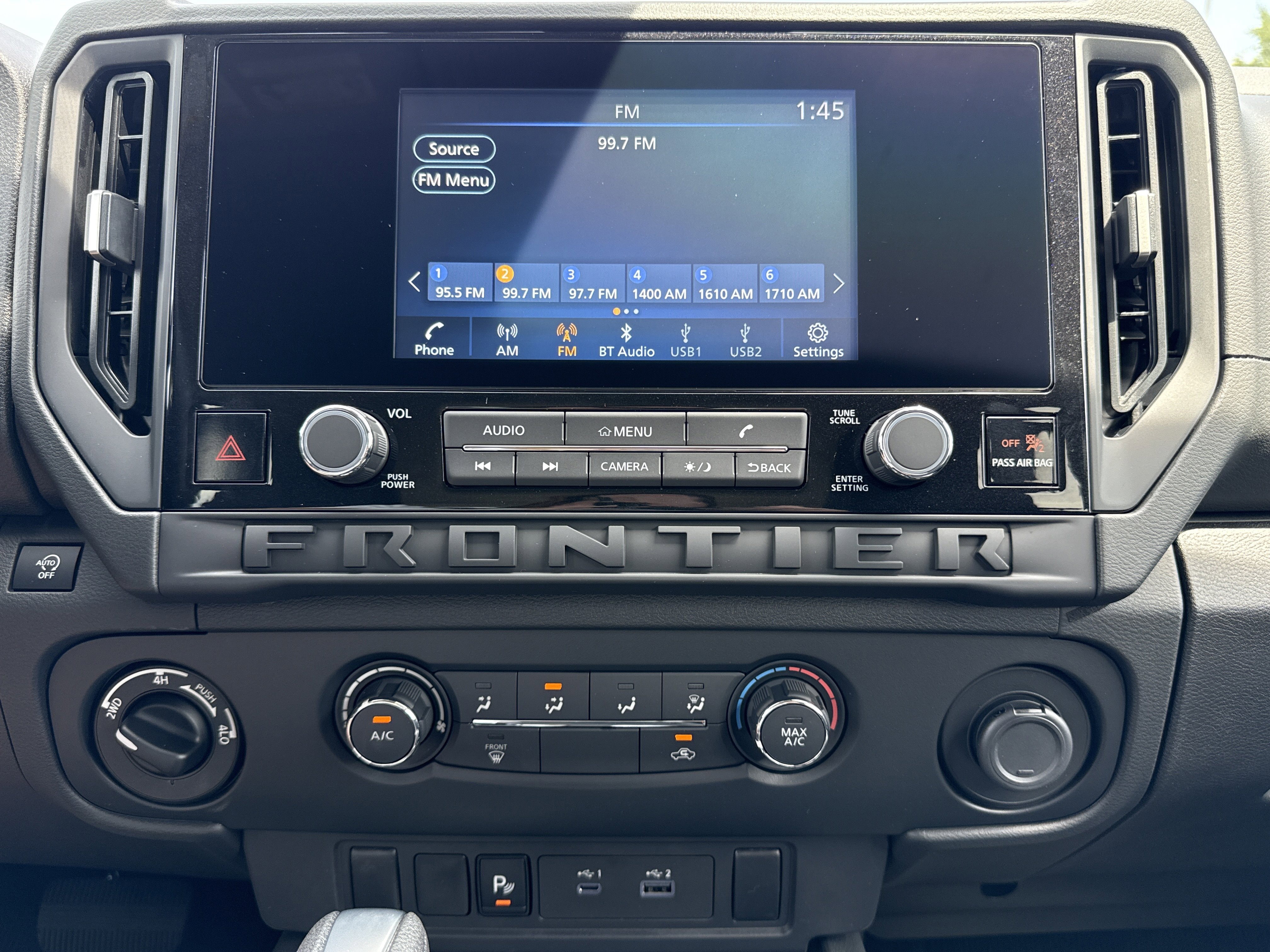New 2026 Glacier White Nissan Crew Cab S image 14