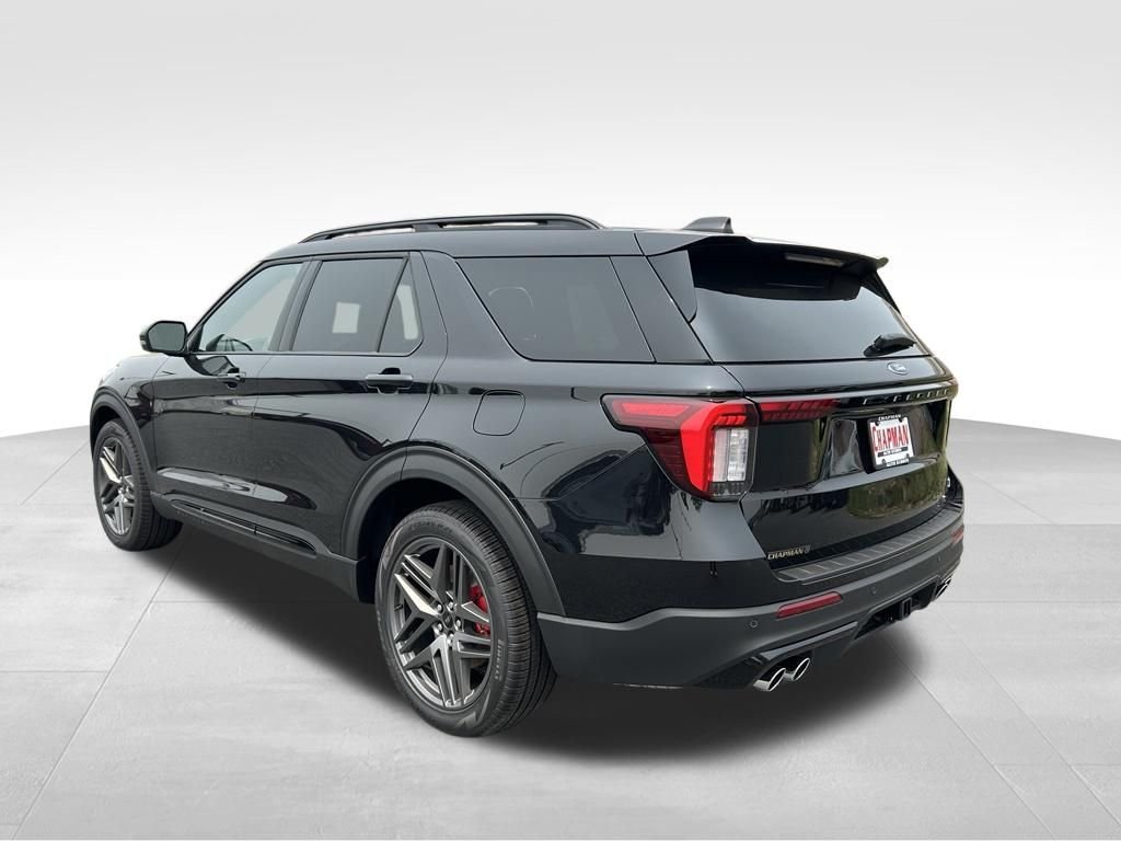 New 2026 Agate Black Metallic Ford ST image 4