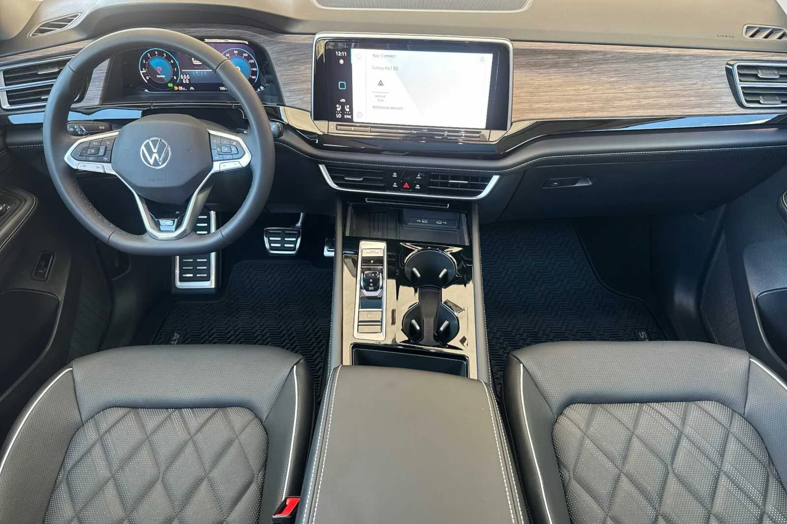 New 2026 White Volkswagen 2.0T SEL Premium R-Line image 13