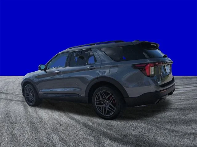 New 2026 Carbonized Gray Metallic Ford ST-Line image 6