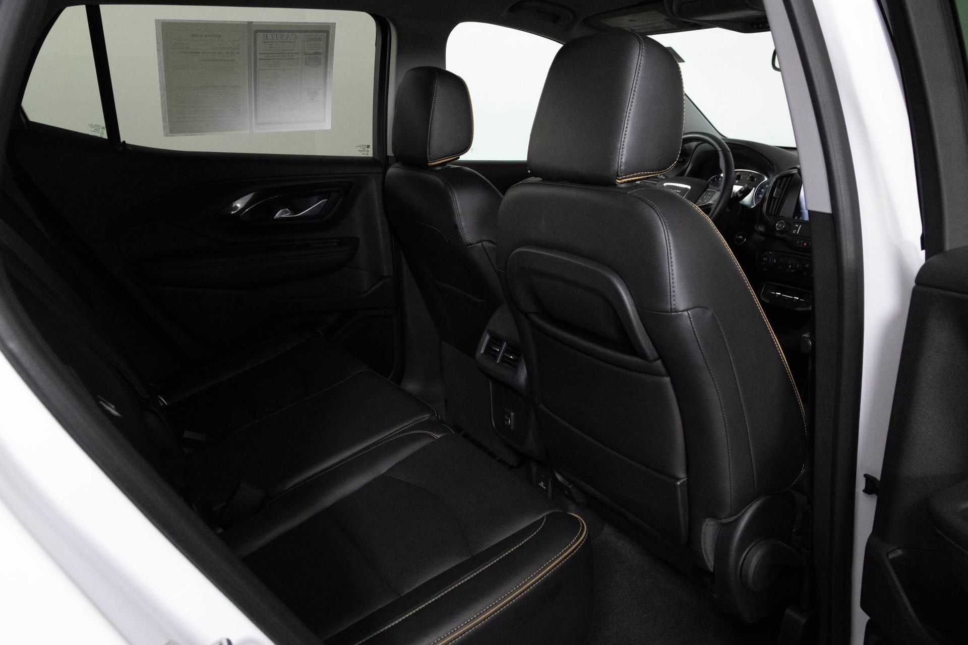 2023 GMC TERRAIN - Image 37