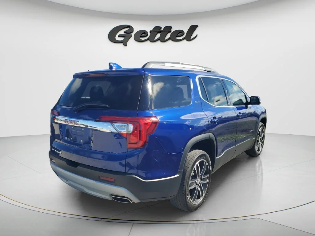 Used 2023 ULTRA BLUE METALLIC GMC SLT image 3