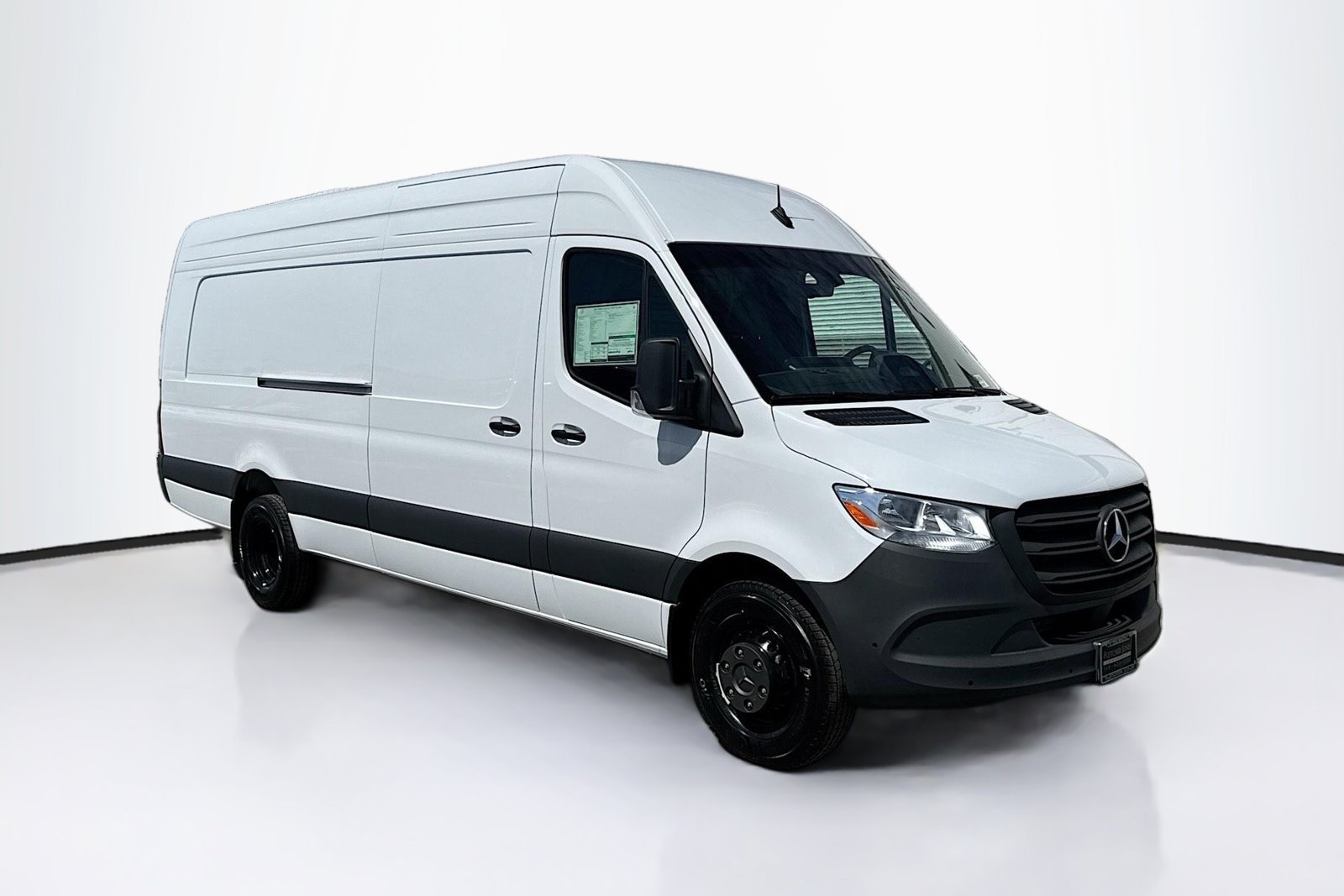 New 2026 Arctic White Mercedes-Benz  image 3