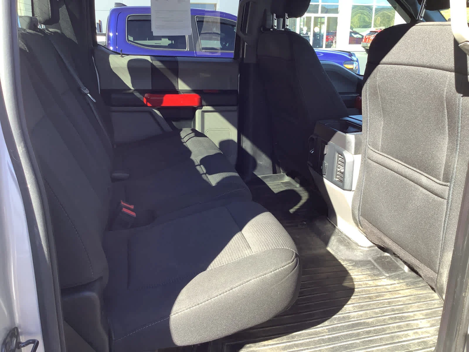 Used 2018 Ingot Silver Metallic Ford XL image 10
