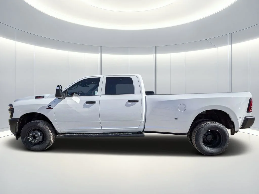 New 2026 Bright White Clear-Coat Exterior Paint RAM Tradesman image 7