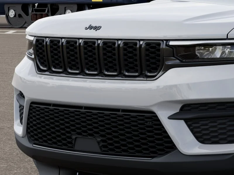 2025 Jeep Grand Cherokee Altitude - Photo 40