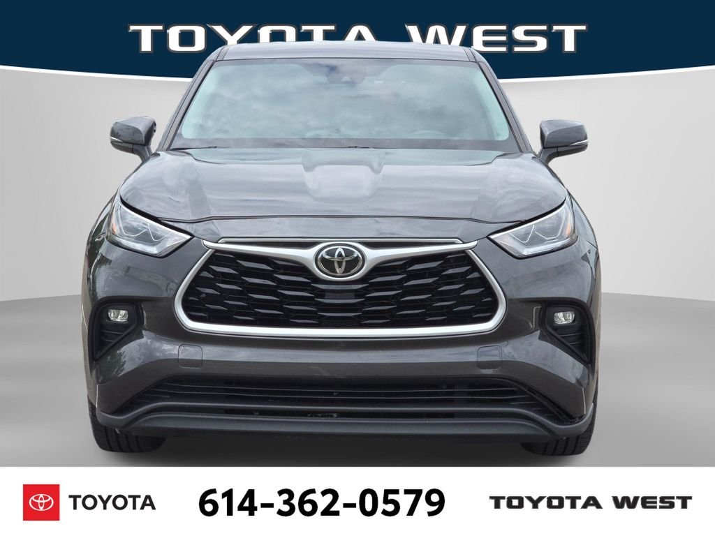 Used 2024 Gray Toyota LE image 3