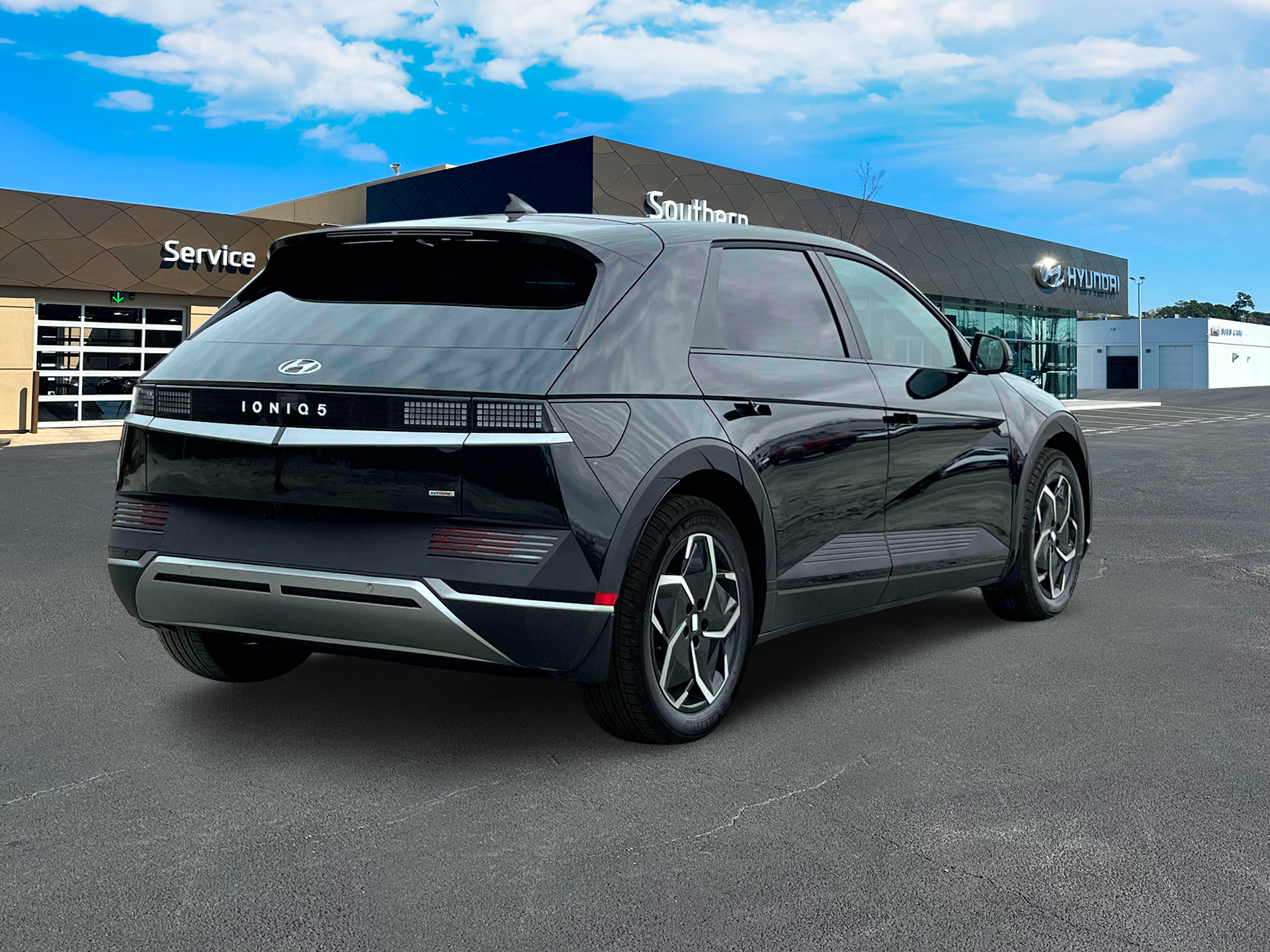New 2024 Black Hyundai SEL image 7
