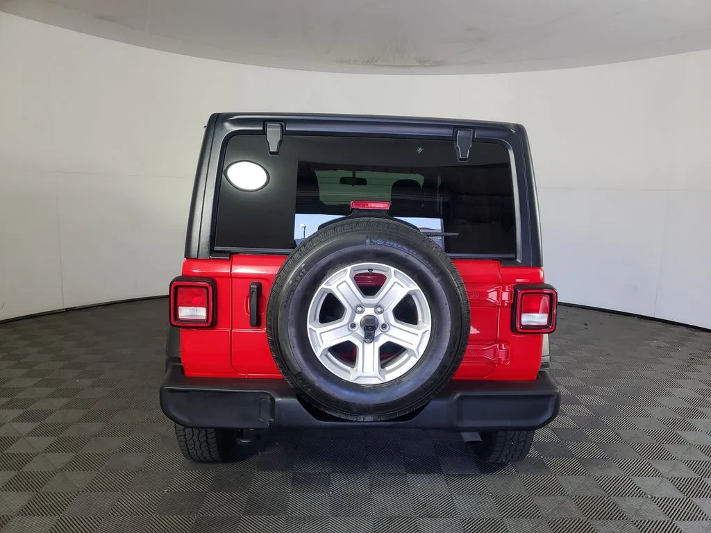 Used 2022 Red Jeep Unlimited Sport S image 5