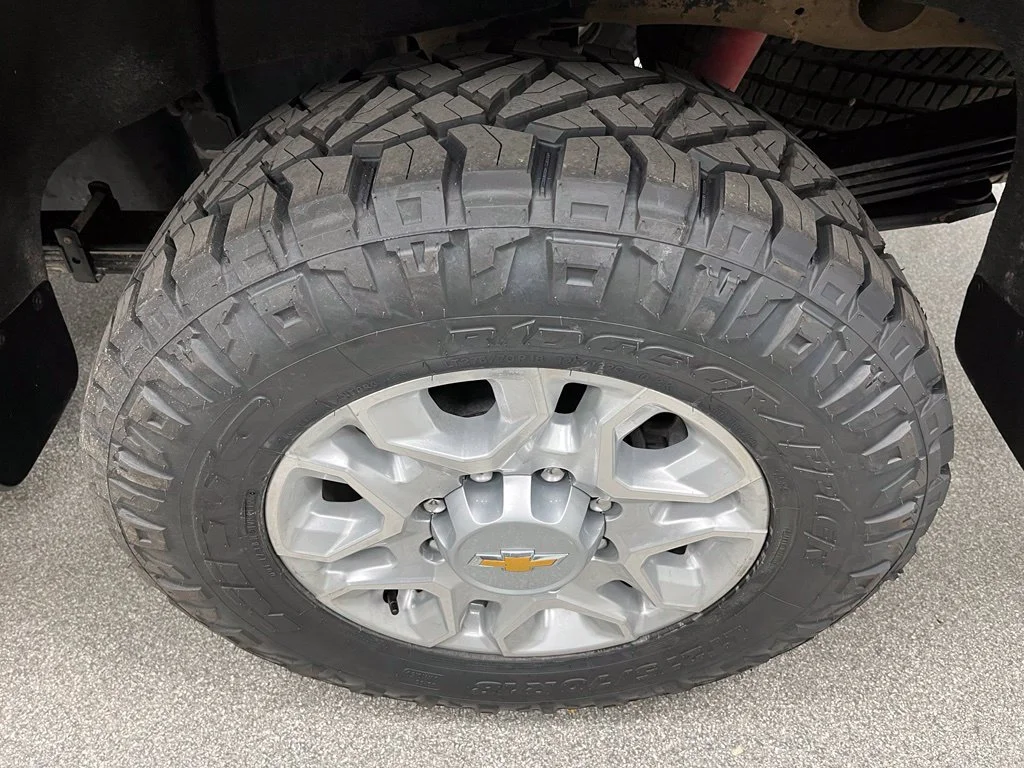 Used 2026 White Chevrolet LTZ image 15