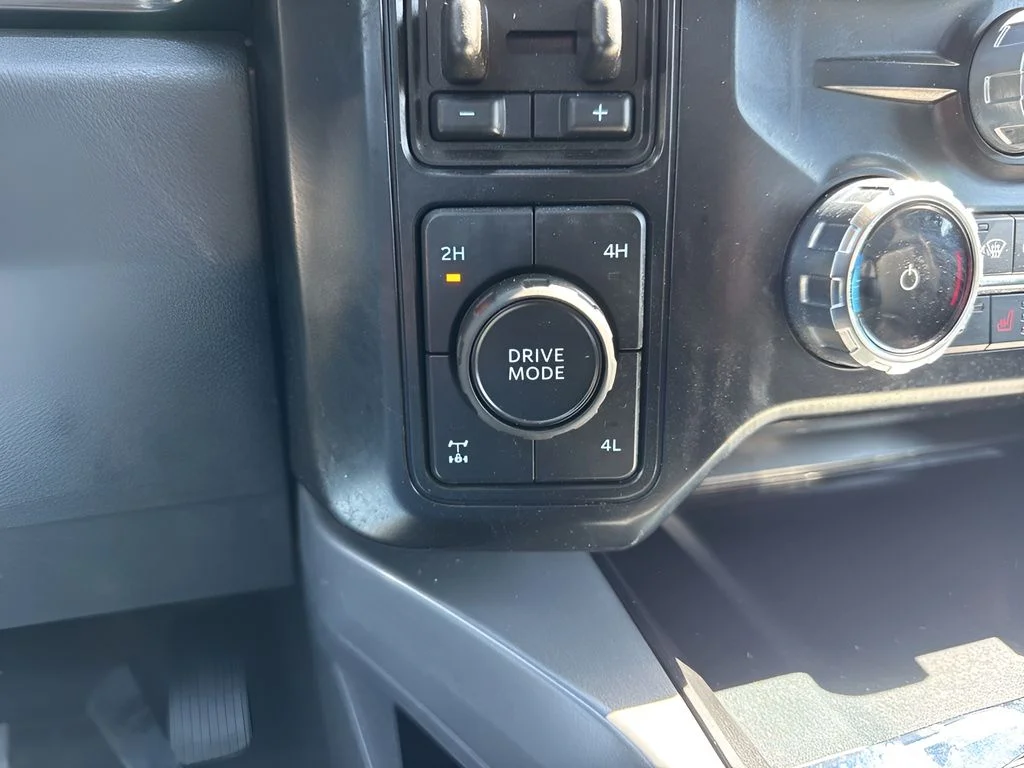 Used 2026 Blue Ford Lariat image 19