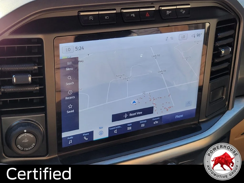 Used 2023 White Ford Lariat image 27