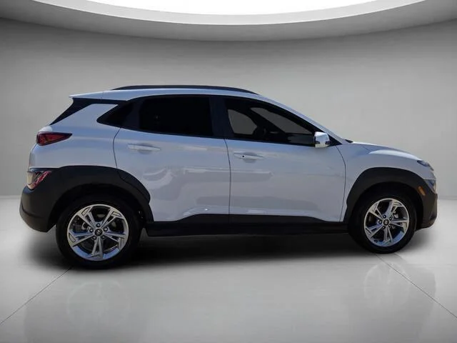 Used 2023 Lunar White Hyundai SEL image 6