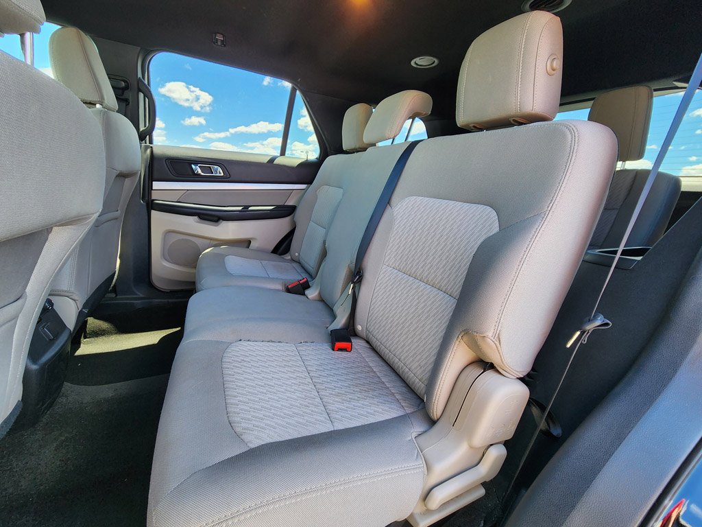 Used 2018 Shadow Black Ford Base image 8