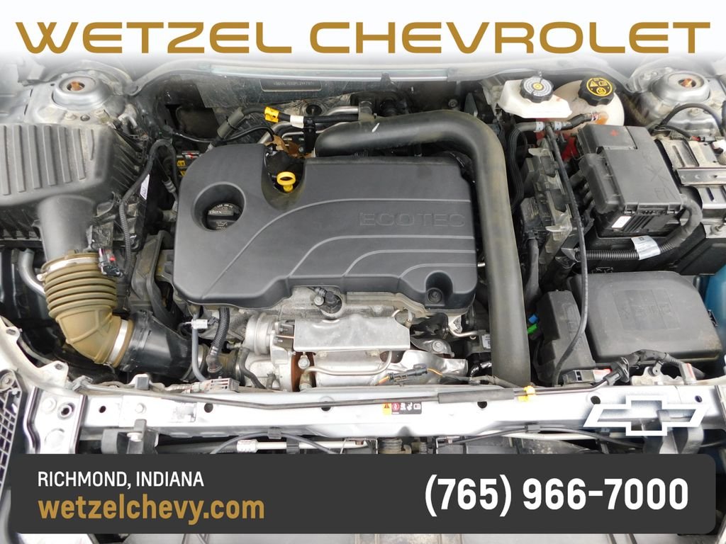 Used 2023 Silver GMC AT4 image 42