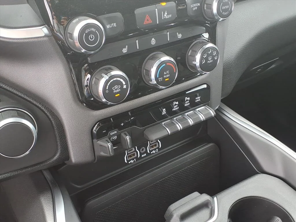 2026 RAM 1500 Big Horn/Lone Star - Photo 8