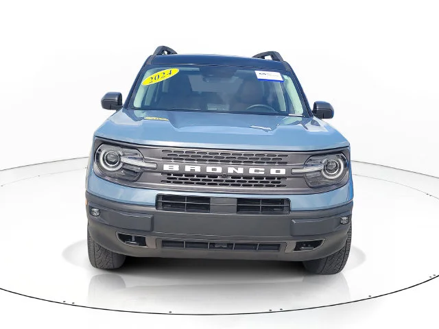 Used 2024 Gray Ford Badlands image 2