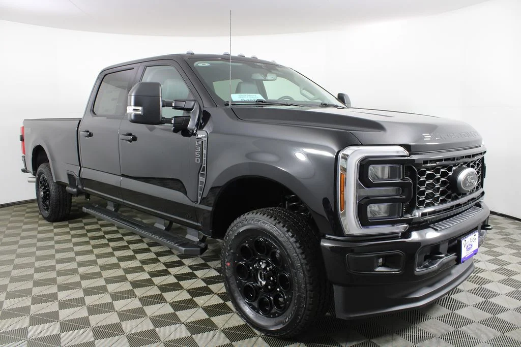 2026 Ford F-350 XLT 4x4 Crew Cab 8' Box SRW's photo