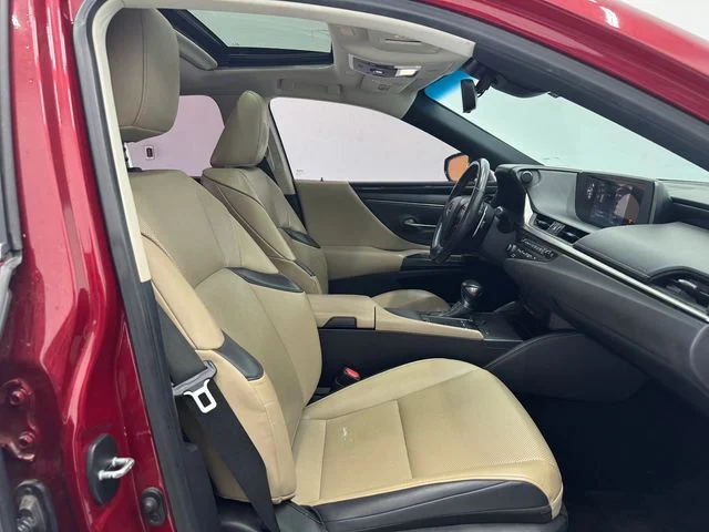 Used 2020 Matador Red Mica Lexus 350 image 18
