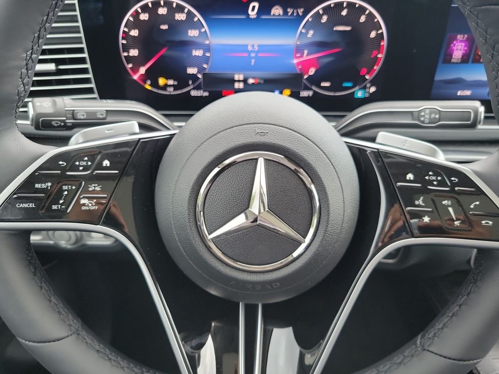 New 2026 Black Mercedes-Benz GLS 450 image 25