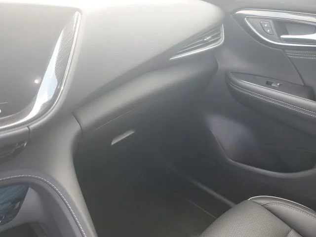 2023 Buick Envision Essence - Photo 30