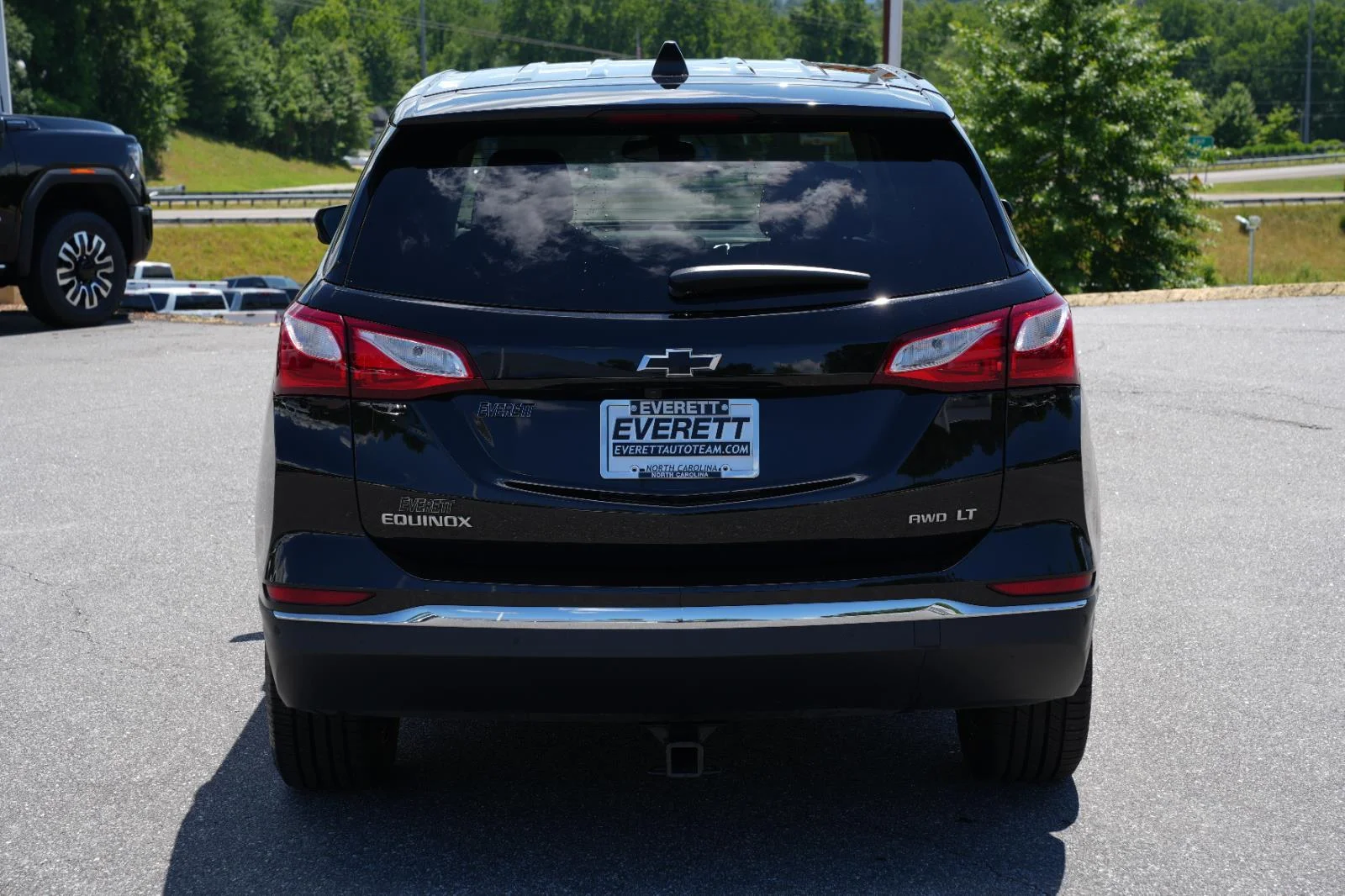 Used 2021 MOSAIC BLACK METALLIC Chevrolet LT image 6