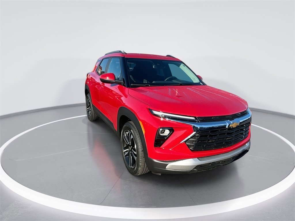 2026 Chevrolet Trailblazer LT photo 2