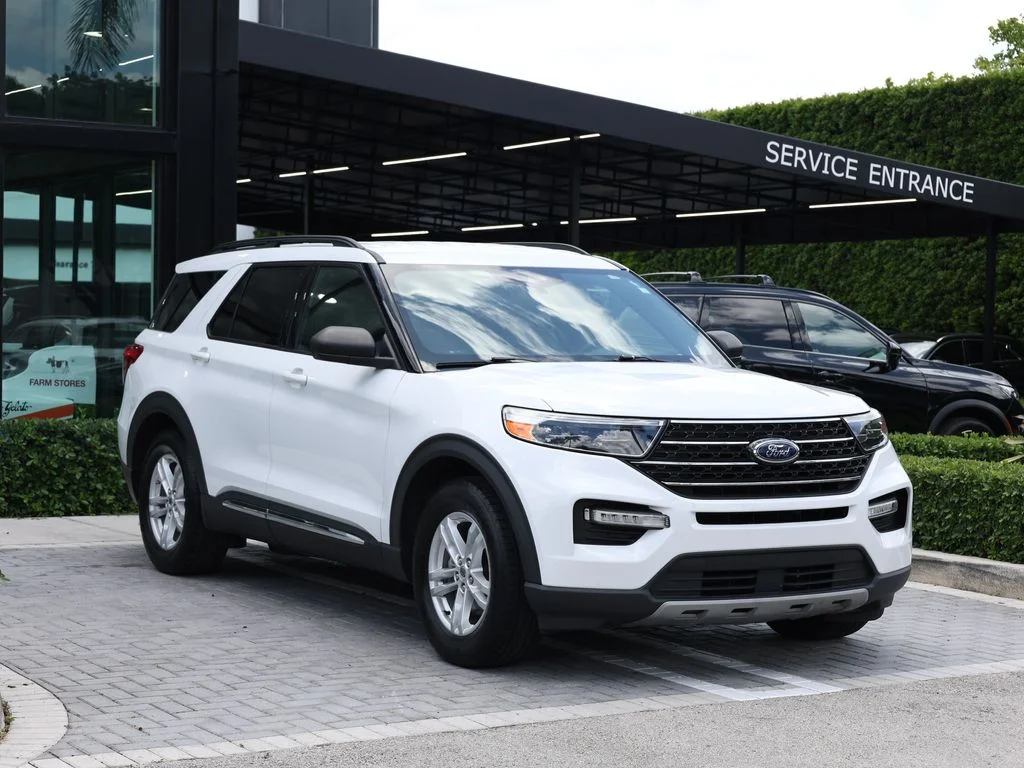 Used 2020 White Ford XLT image 2