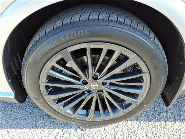 2026 Lexus RX 450h+ Premium - Photo 9