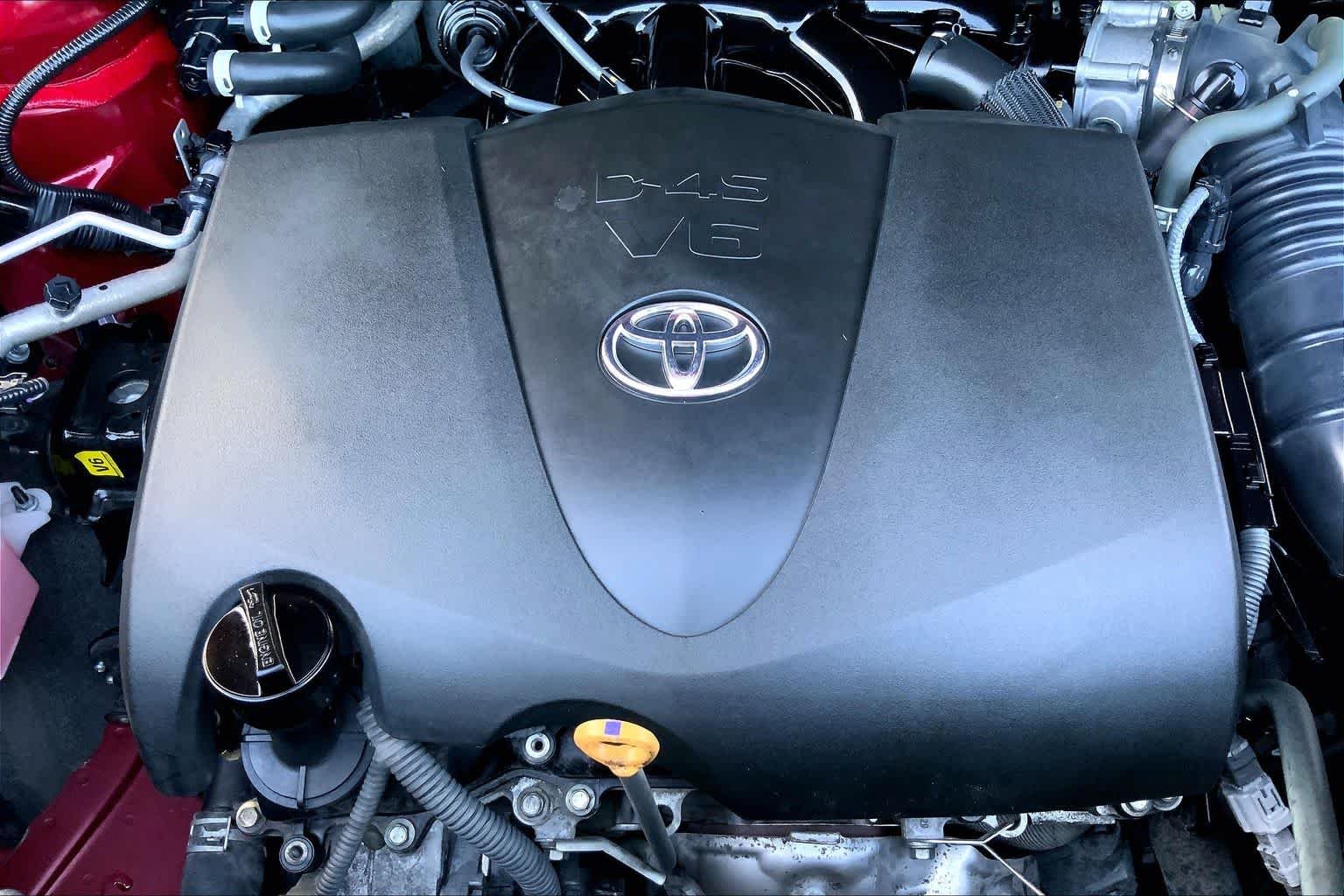 Used 2022 Ruby Flare Pearl Toyota LE image 32