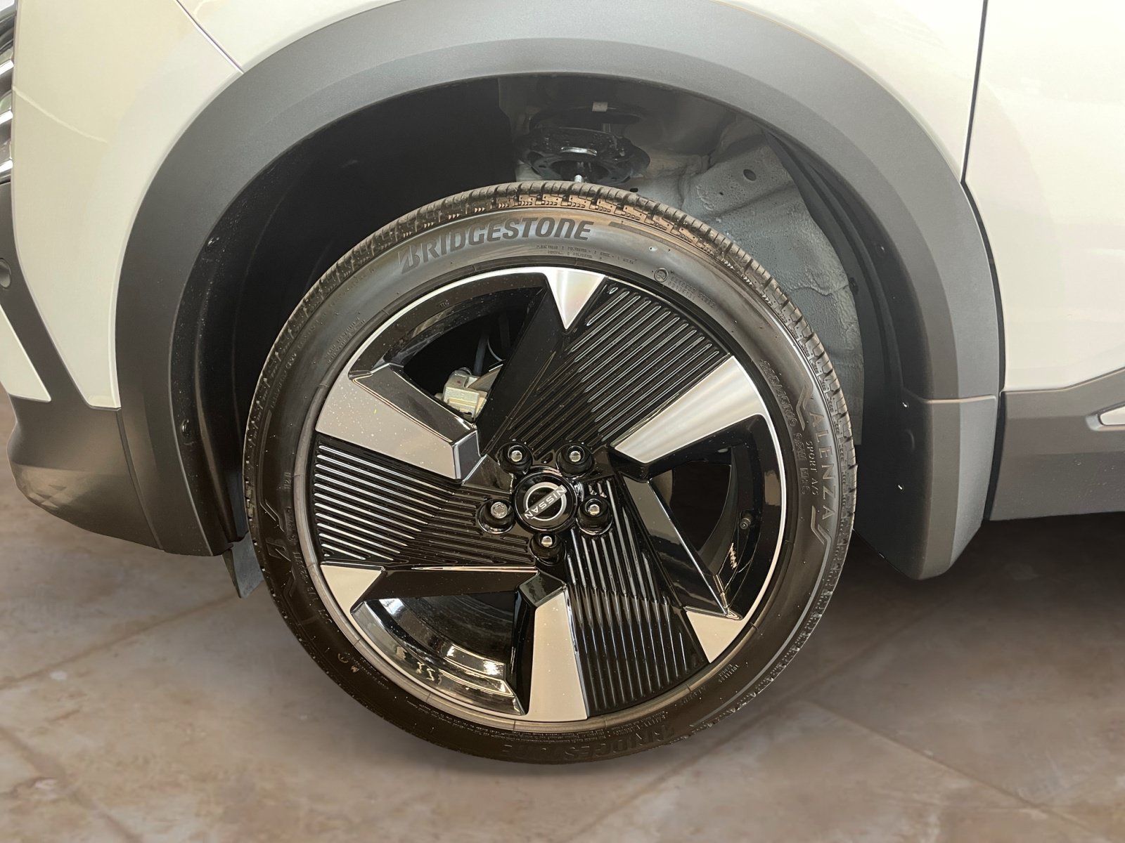 2026 Nissan KICKS SR - Photo 25