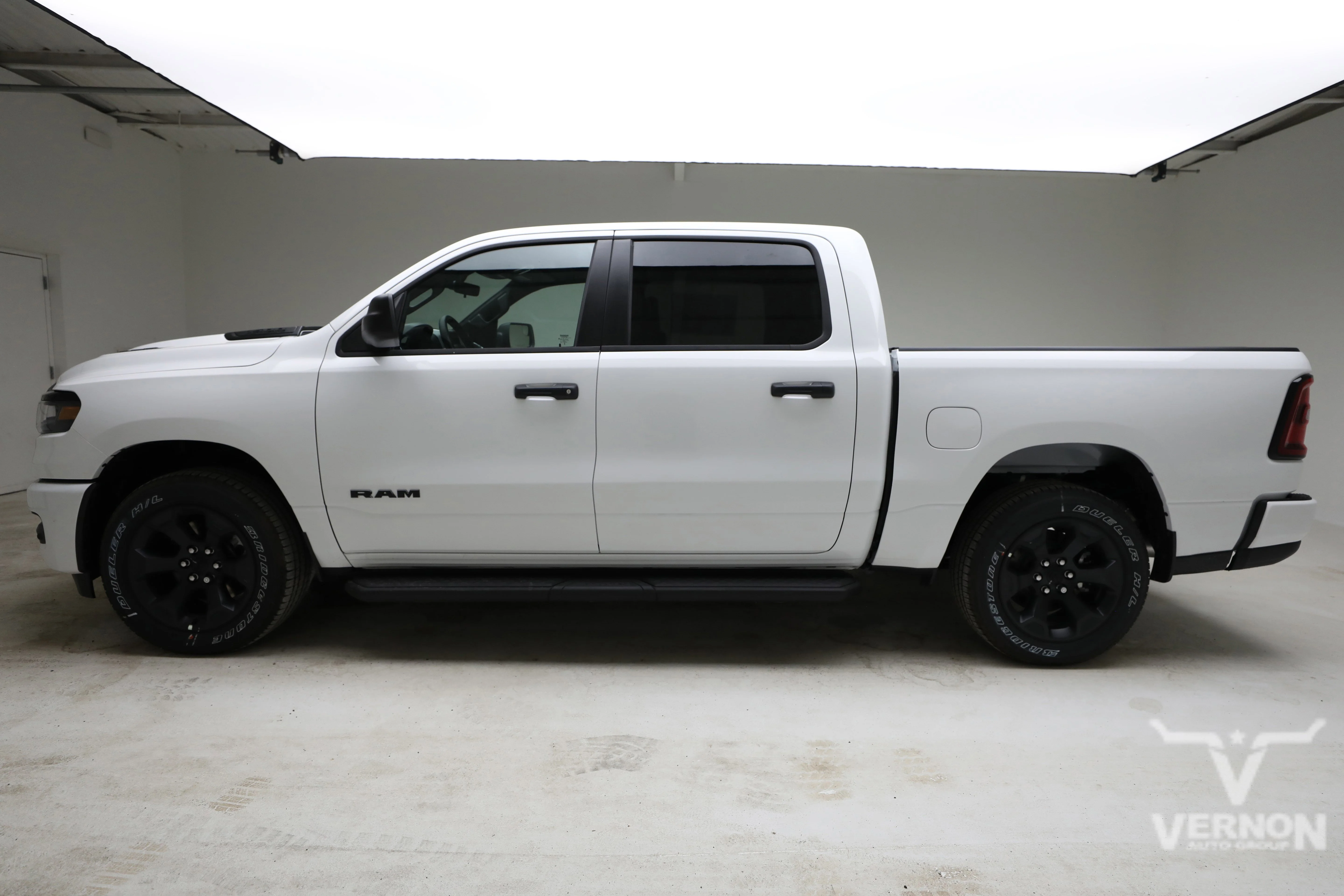 New 2026 Ram 1500 Express Crew Cab 4x4