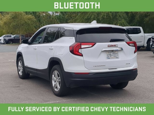 Used 2024 White GMC SLE image 7