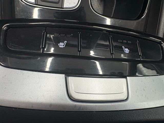 Used 2024 Gray Hyundai SEL image 28