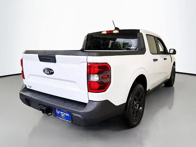 New 2026 Space White Metallic Ford XLT image 36