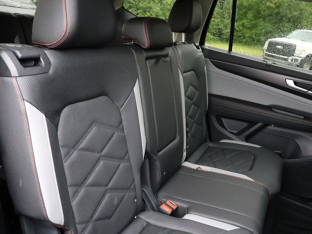 New 2026 Black Volkswagen 2.0T Peak Edition image 34