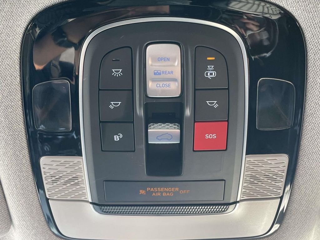 2025 Hyundai Palisade Limited - Photo 24