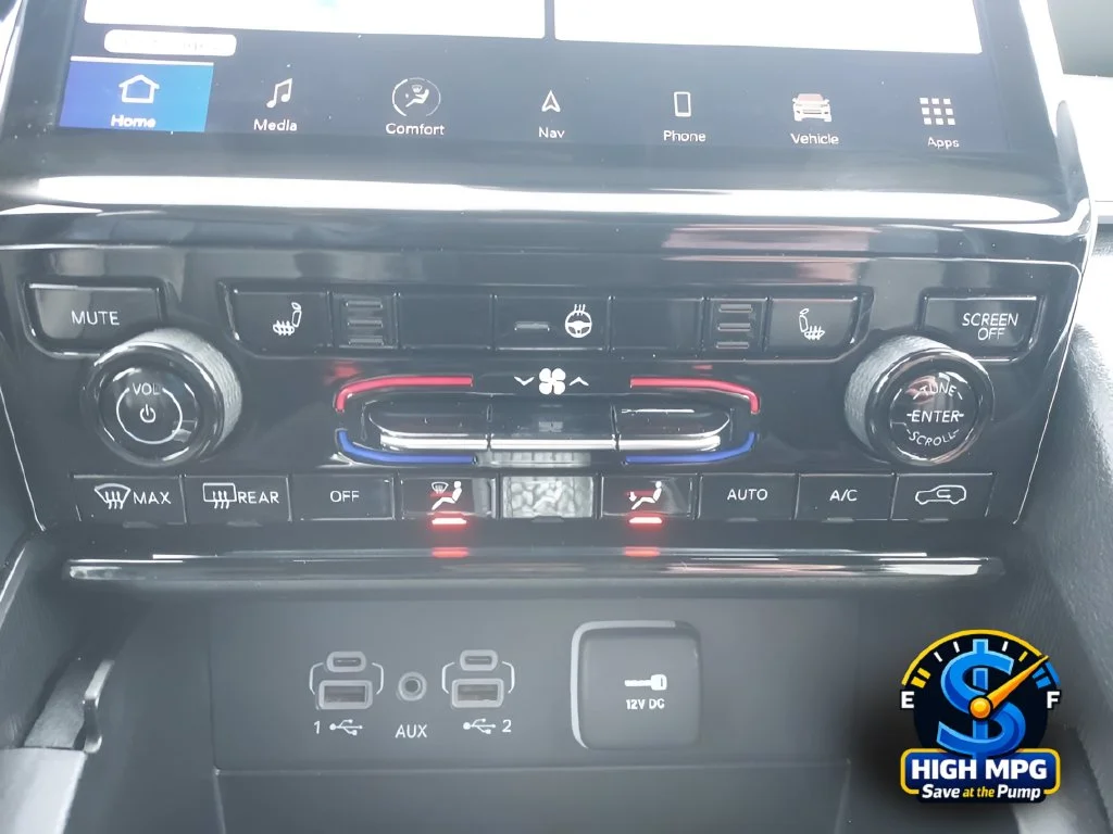 Used 2024 White Jeep 4xe image 18
