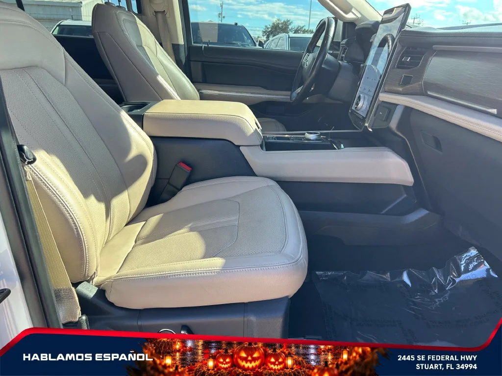Used 2024 White Ford Limited image 20