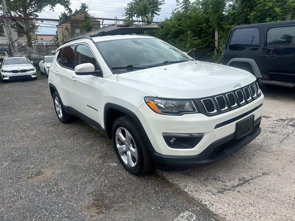 Used 2020 White Jeep Latitude image 3